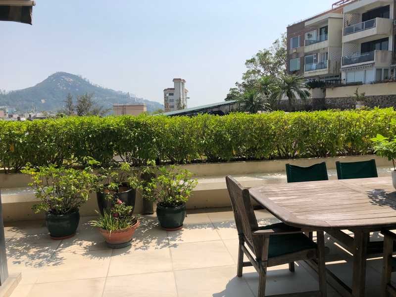 photo 9 — Gordon Terrace, Stanley