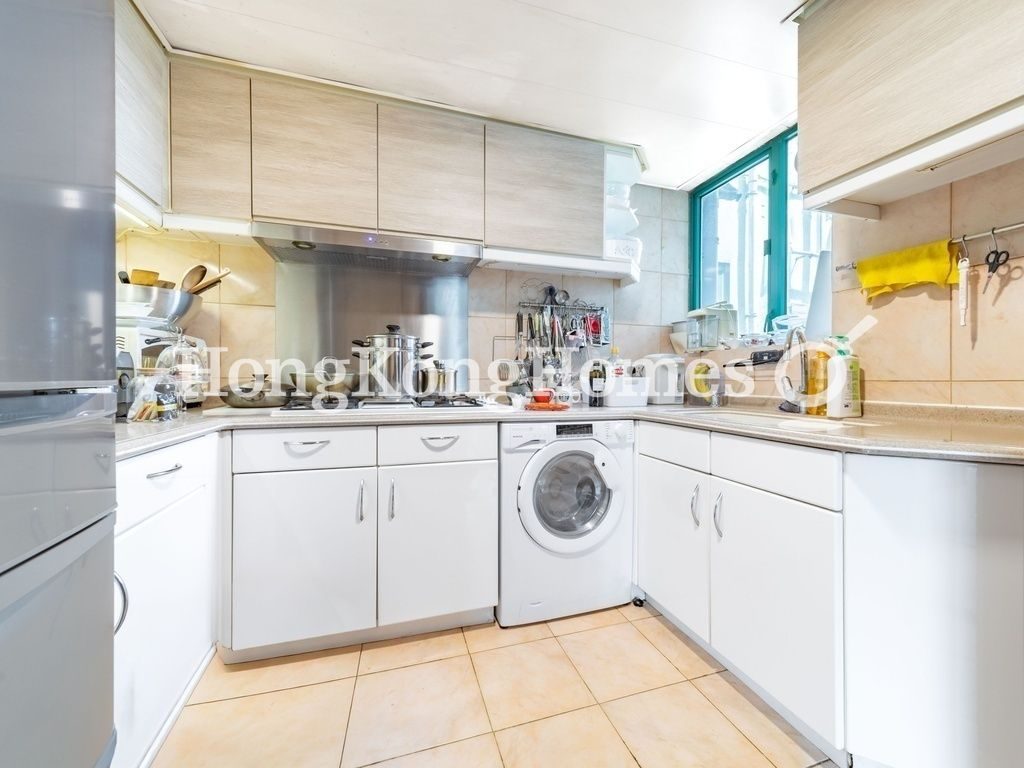 Kitchen — Monte Vista - Block 07, Ma On Shan
