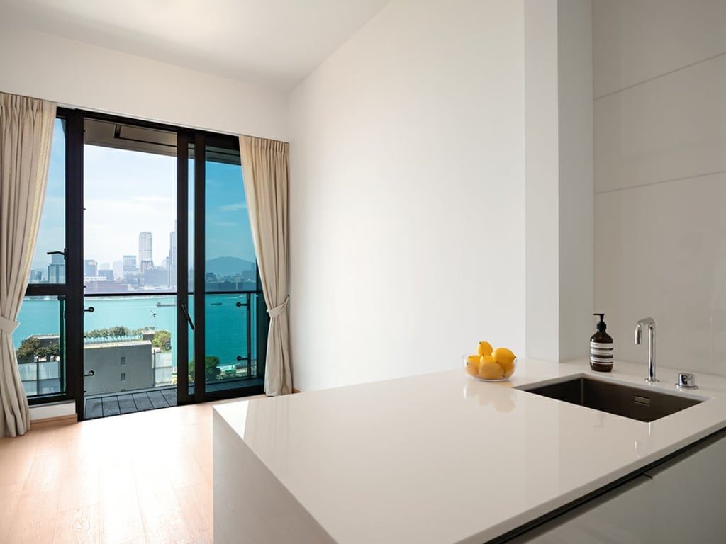 photo 2 — The Gloucester, Wan Chai