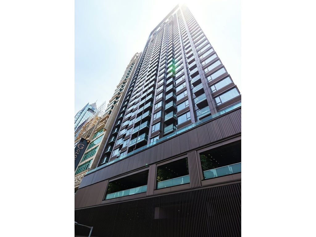 photo 9 — The Gloucester, Wan Chai
