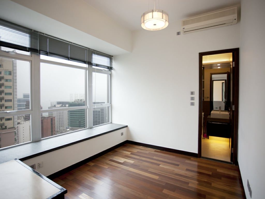 photo 6 — J Residence, Wan Chai