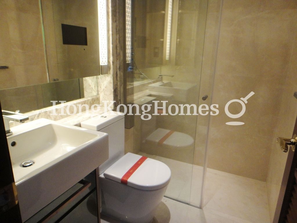 Guest Bathroom — The Avenue - Phase 2 - Tower 2, Wan Chai