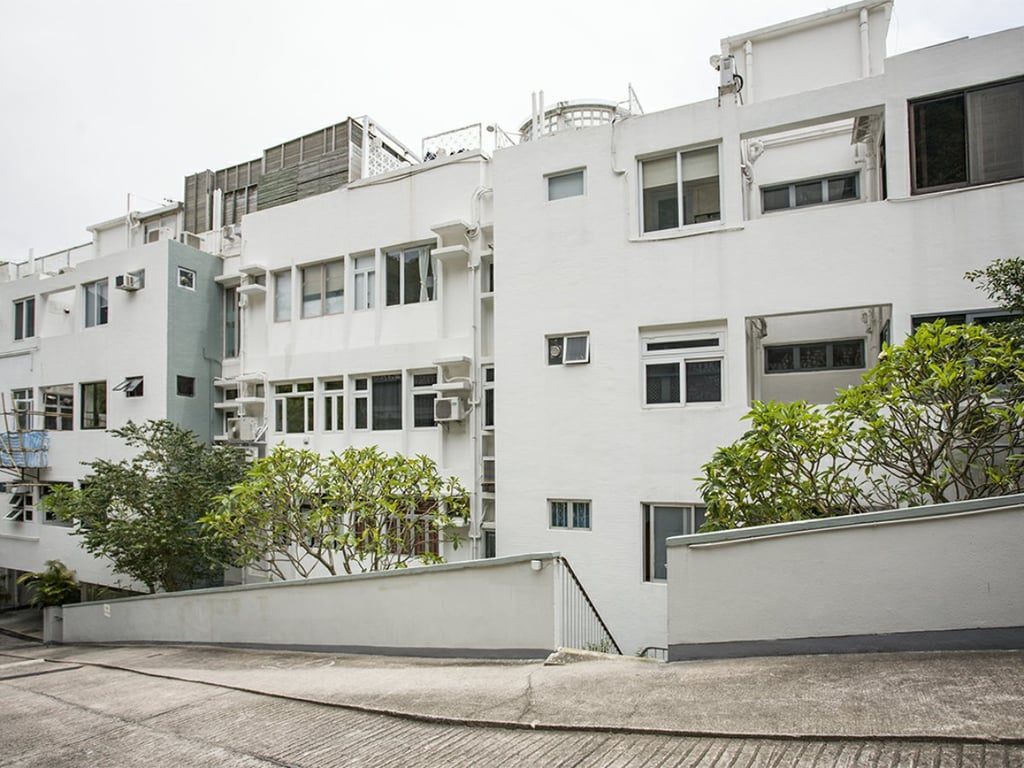 photo 4 — Bayview Court, Pok Fu Lam