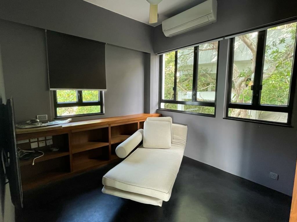 photo 6 — Bayview Court, Pok Fu Lam