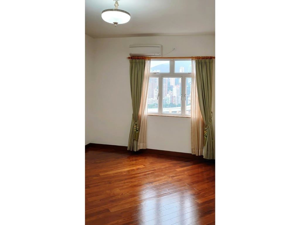 photo 7 — Stubbs Villa, Mid Levels East
