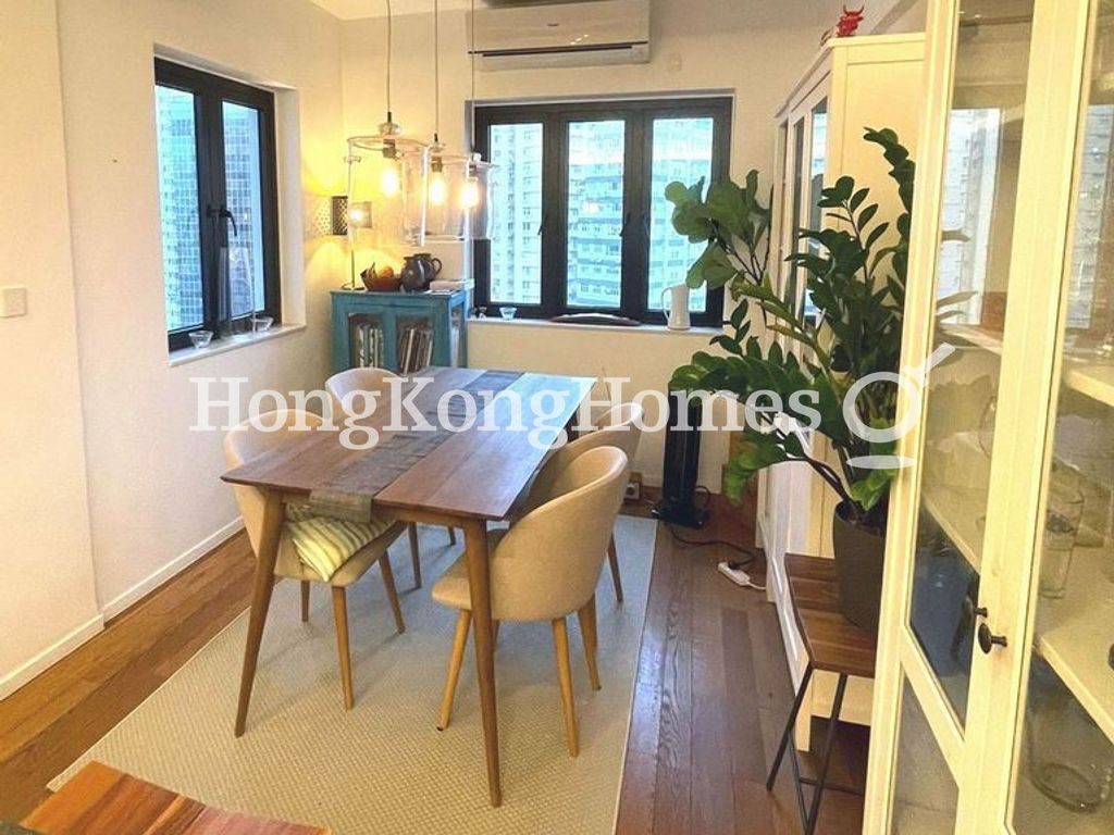 Dining Room — Kent Mansion, North Point