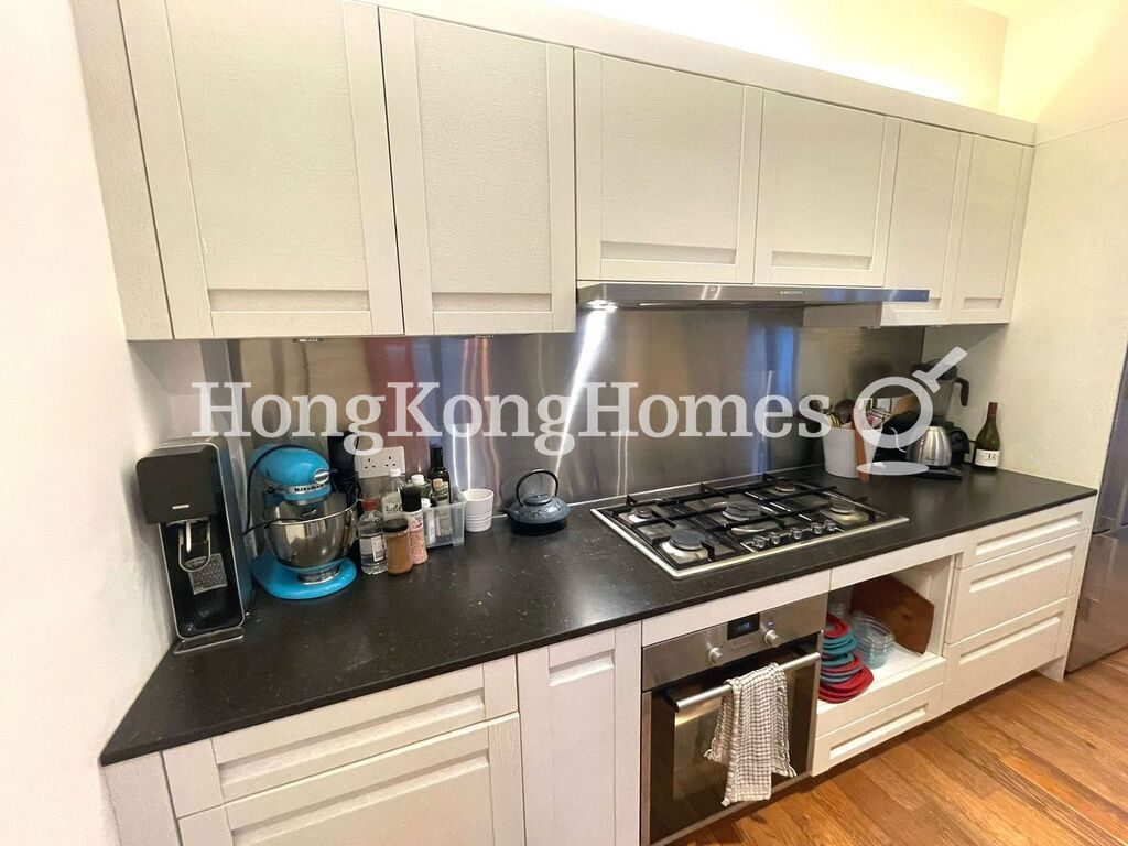 Open Kitchen — Kent Mansion, North Point