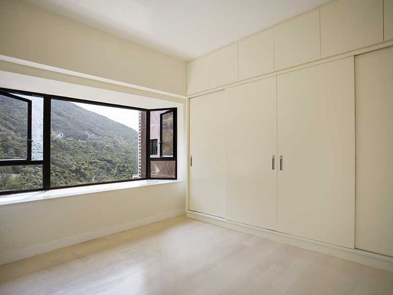 photo 9 — Ruby Court, South Bay