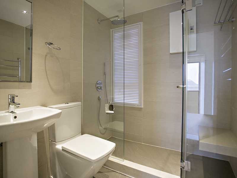 photo 10 — Ruby Court, South Bay