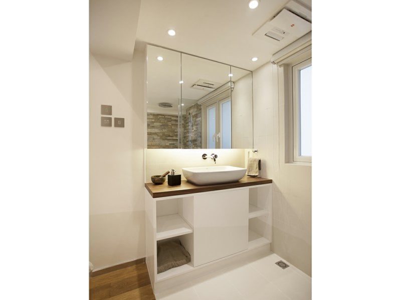 photo 14 — Standard Mansion, Sai Ying Pun