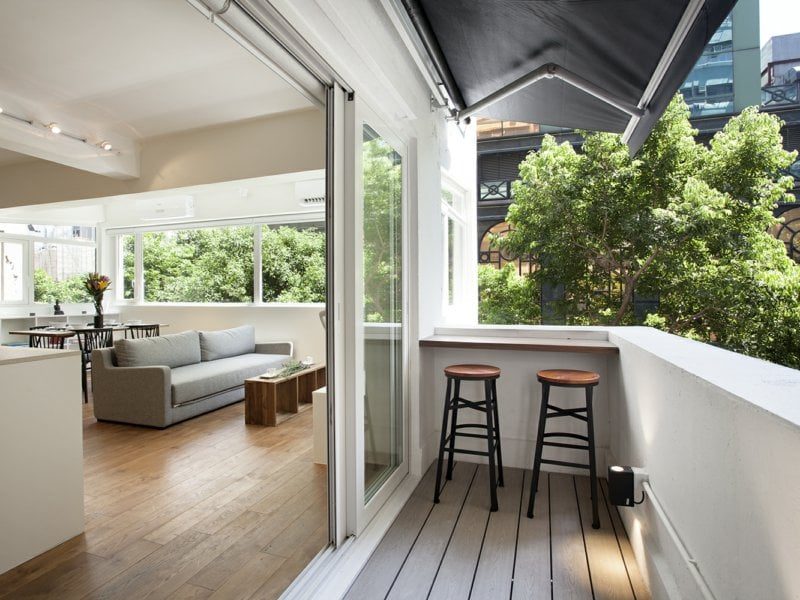 photo 2 — Standard Mansion, Sai Ying Pun