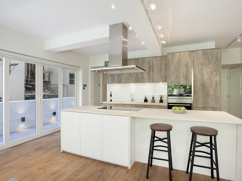 photo 4 — Standard Mansion, Sai Ying Pun