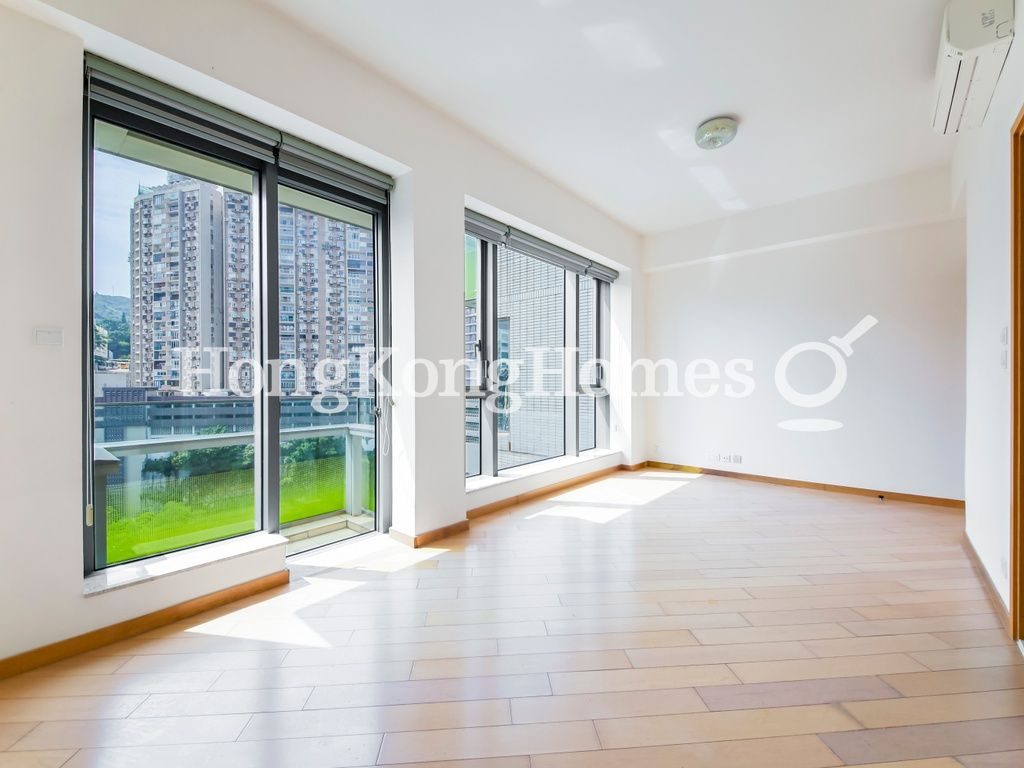 Living and Dining Room — Lime Habitat, North Point