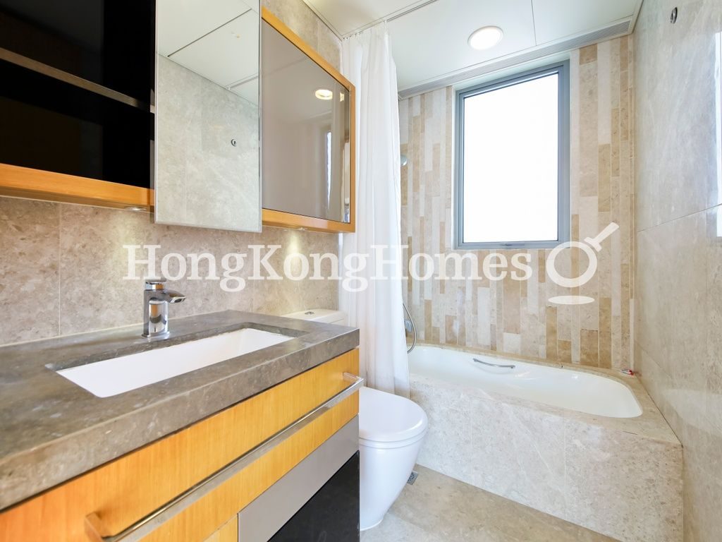 Master Bathroom — Lime Habitat, North Point
