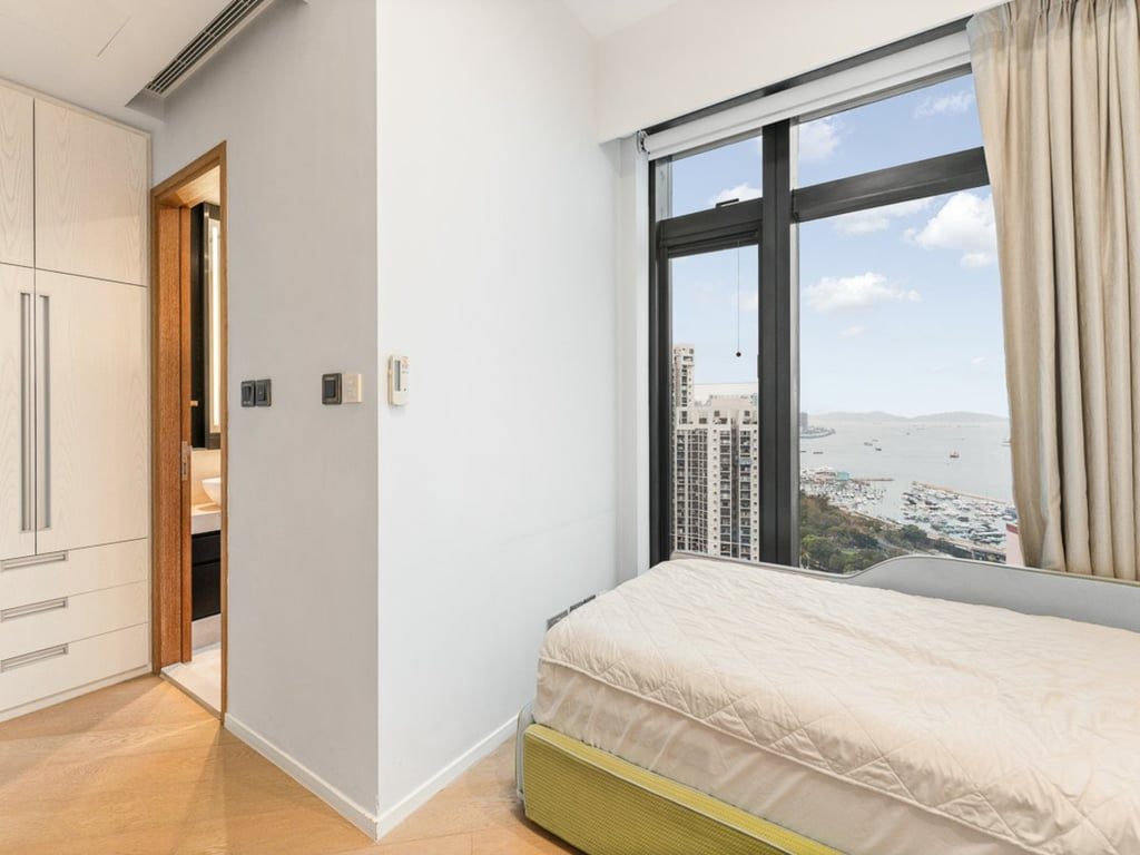 photo 24 — The Pavilia Hill, Tin Hau
