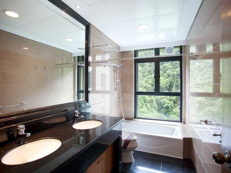 photo 5 — The Harbourview, Mid Levels Central