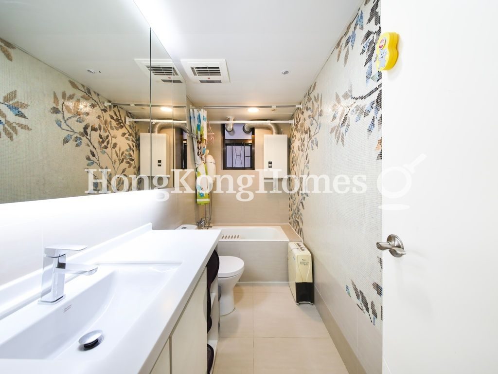 Guest Bathroom — Rhine Court, Mid-levels West