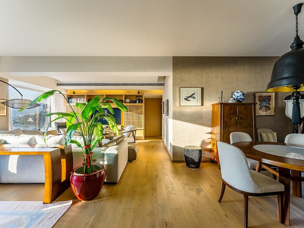 photo 4 — Ruby Court, South Bay