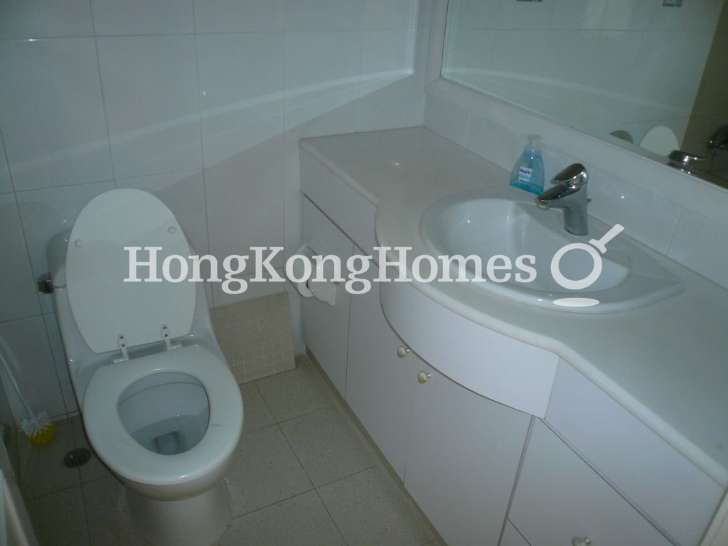 Master Bathroom — Ronsdale Garden - Block 1, Tai Hang