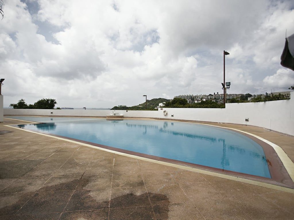 photo 2 — Carmel Hill, Stanley