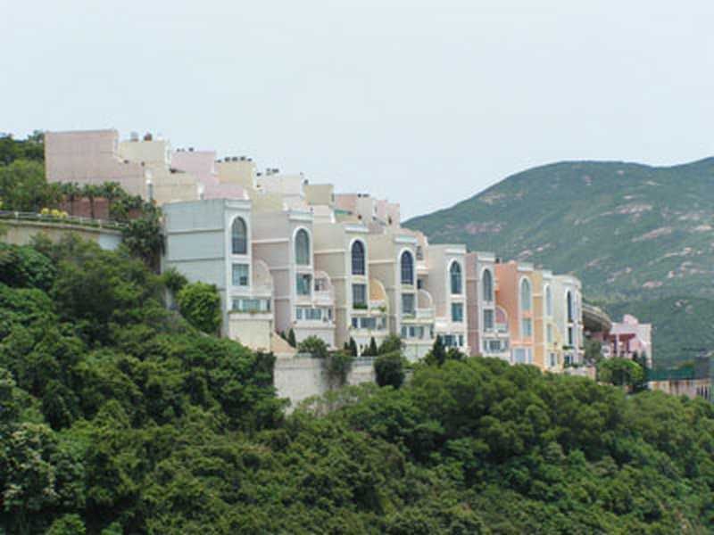 photo 6 — 18 Pak Pat Shan Road (Cedar Drive) Redhill Peninsula, Redhill Peninsula