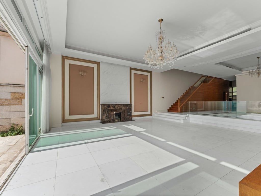 photo 11 — Bel-Air Rise (Phase 3), Pok Fu Lam