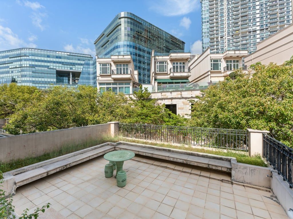 photo 13 — Bel-Air Rise (Phase 3), Pok Fu Lam