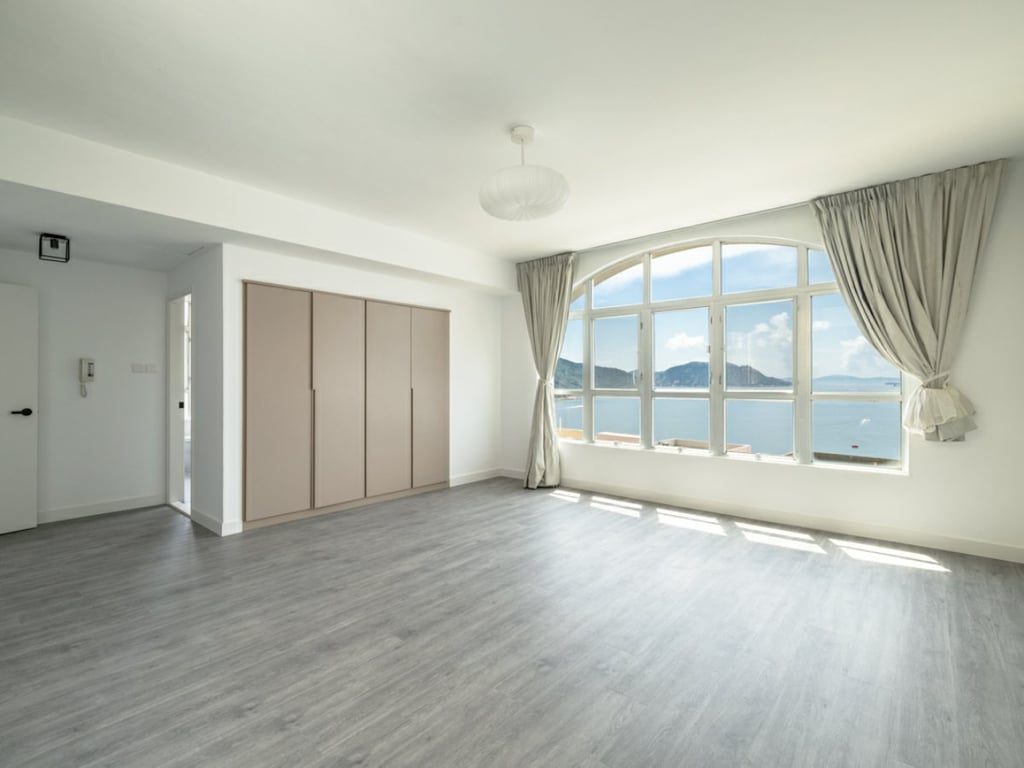 photo 8 — Redhill Peninsula - Cedar Drive, Tai Tam