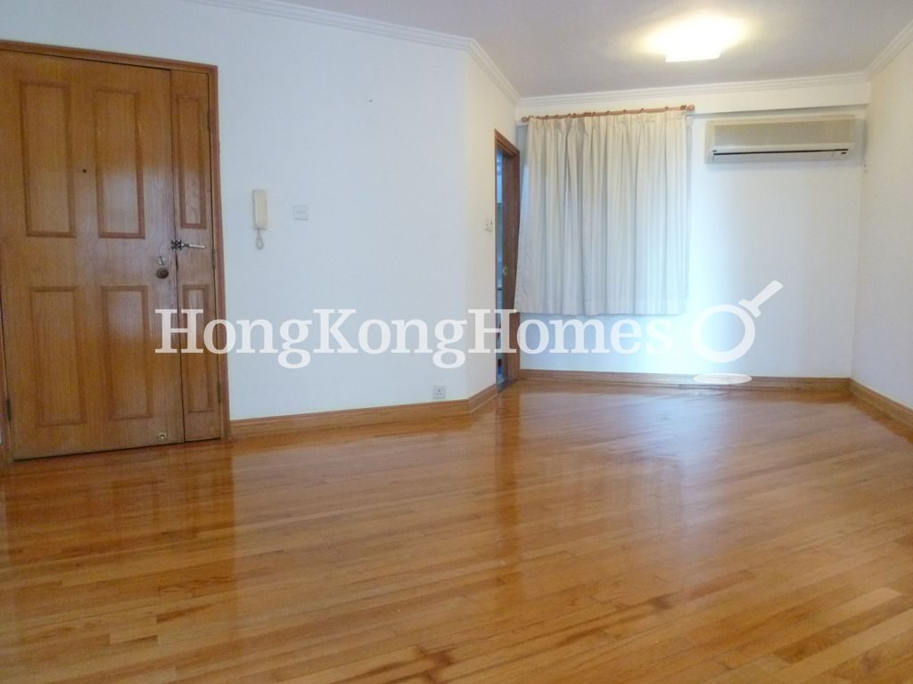 Living and Dining Room — Goldwin Heights, Mid-levels West