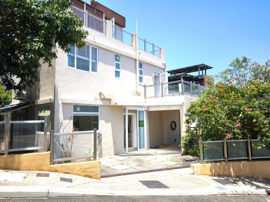photo 13 — Golden Coast Villas, Lantau Island