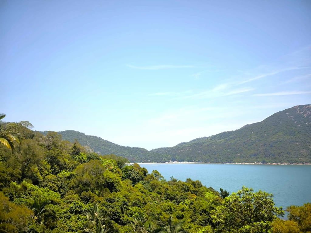 photo 2 — Golden Coast Villas, Lantau Island