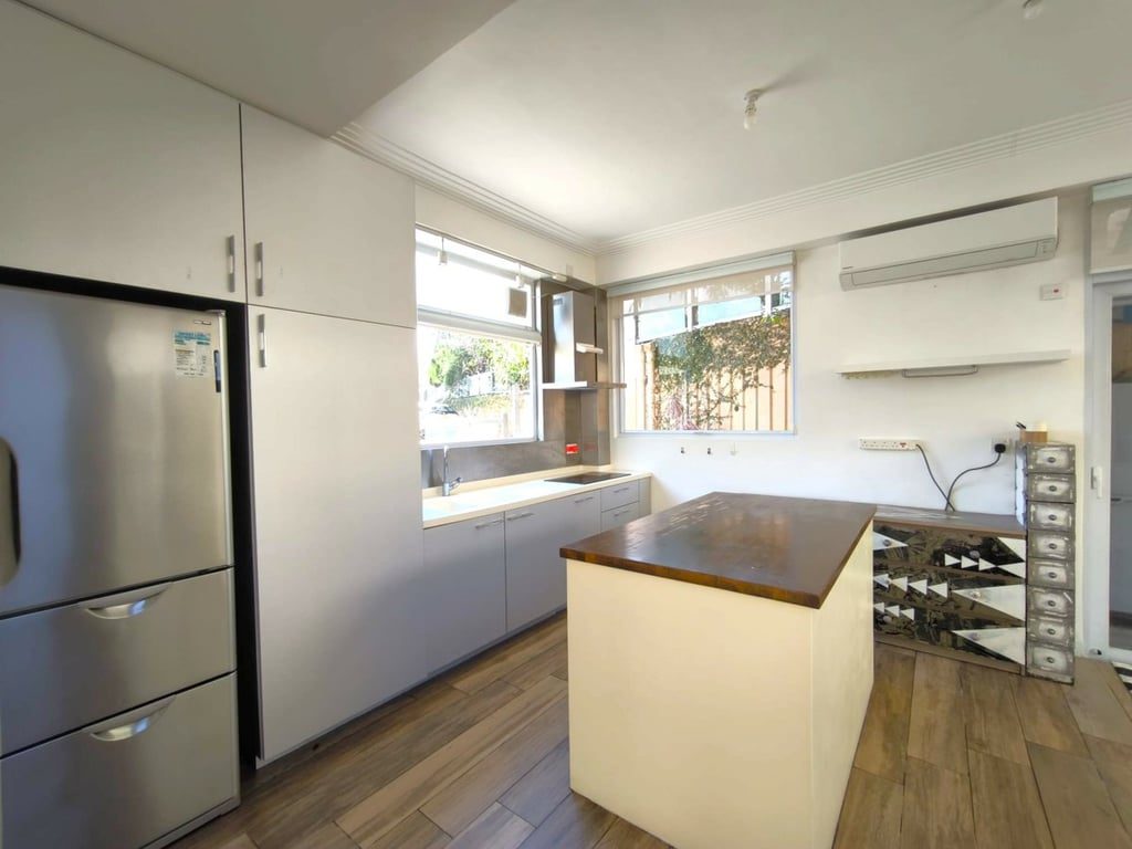 photo 4 — Golden Coast Villas, Lantau Island