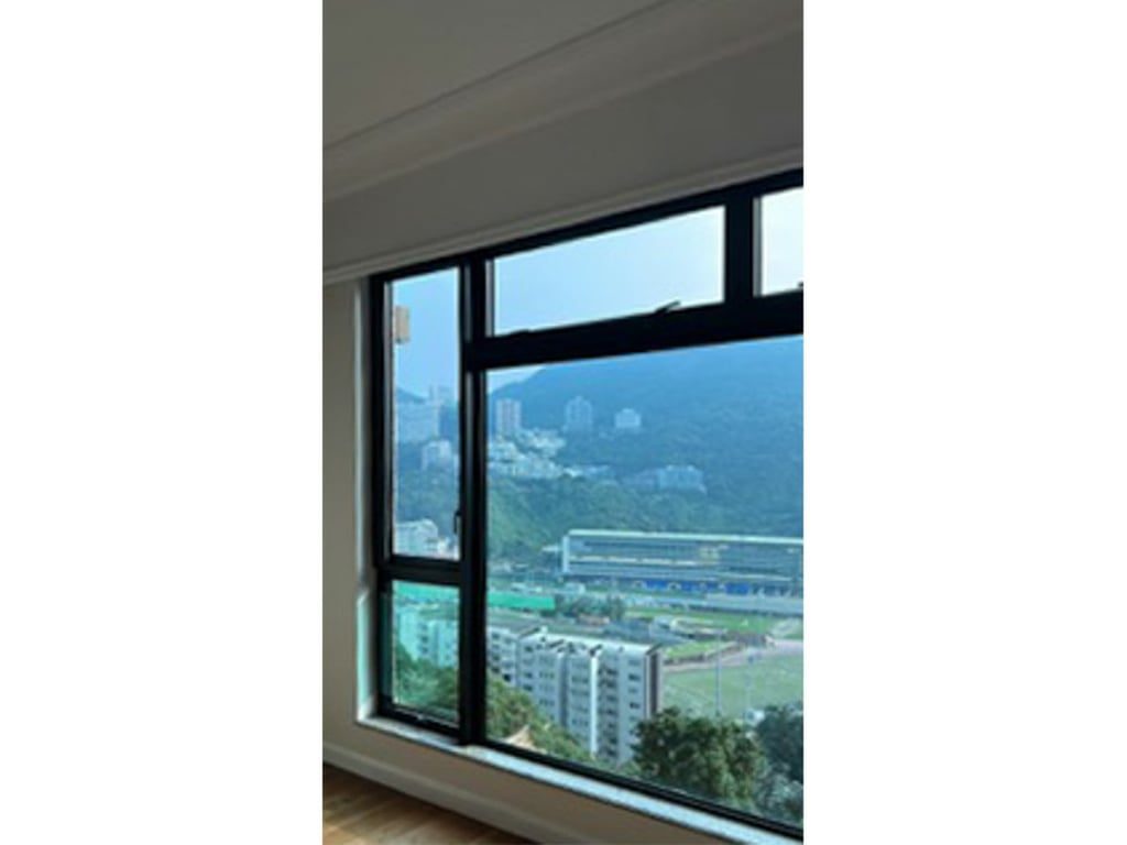 photo 2 — The Leighton Hill, Happy Valley