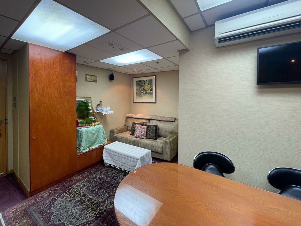 photo 9 — Siu Ying Commercial Building, Sheung Wan