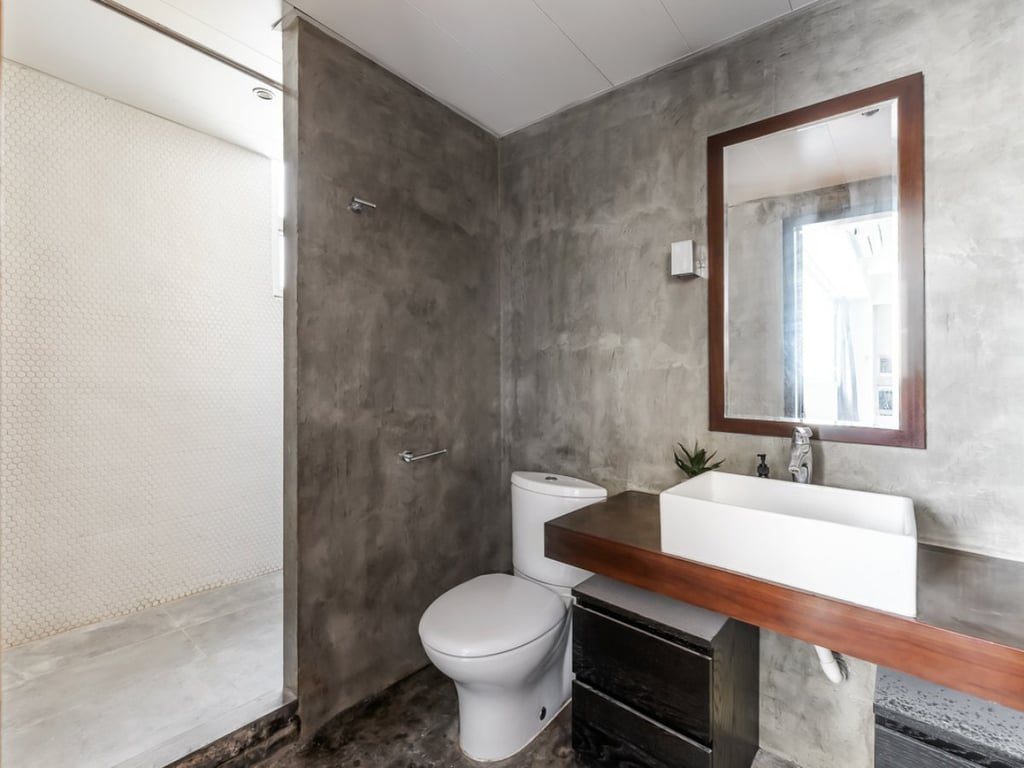 photo 12 — Derrick Industrial Building, Wong Chuk Hang