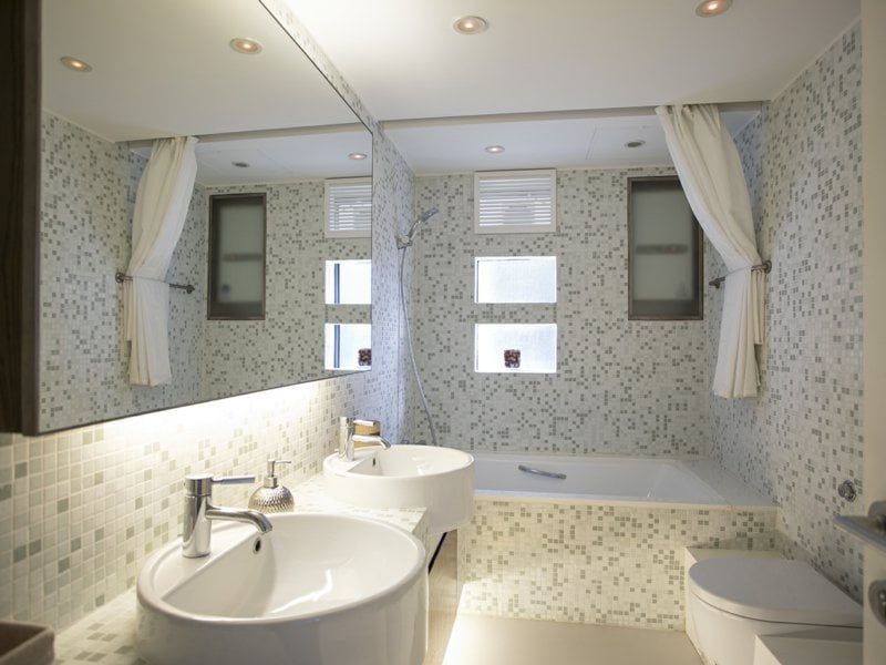 photo 14 — Haddon Court, Mid Levels West