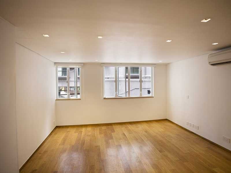 photo 13 — Beaufort House, Soho
