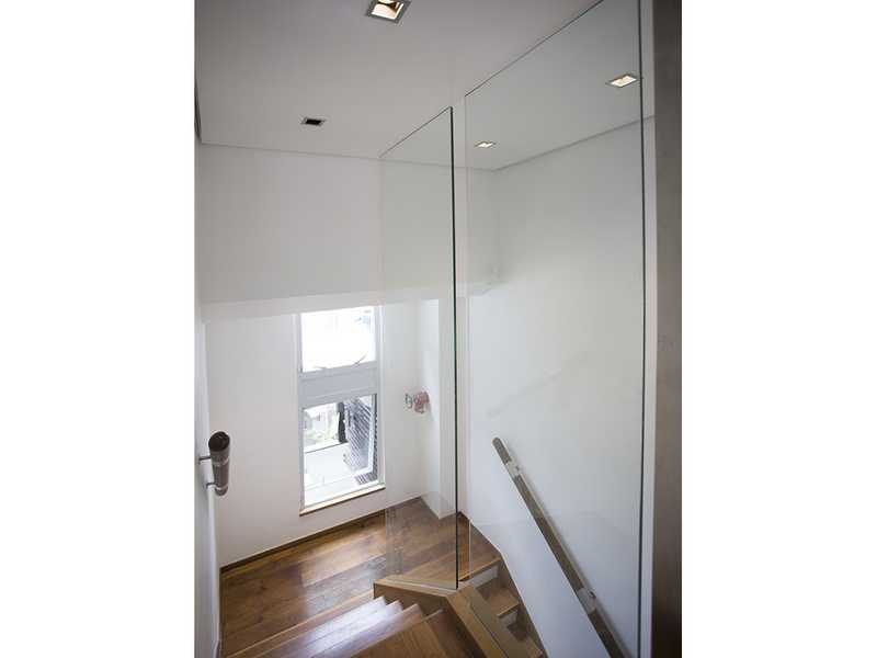 photo 7 — Beaufort House, Soho