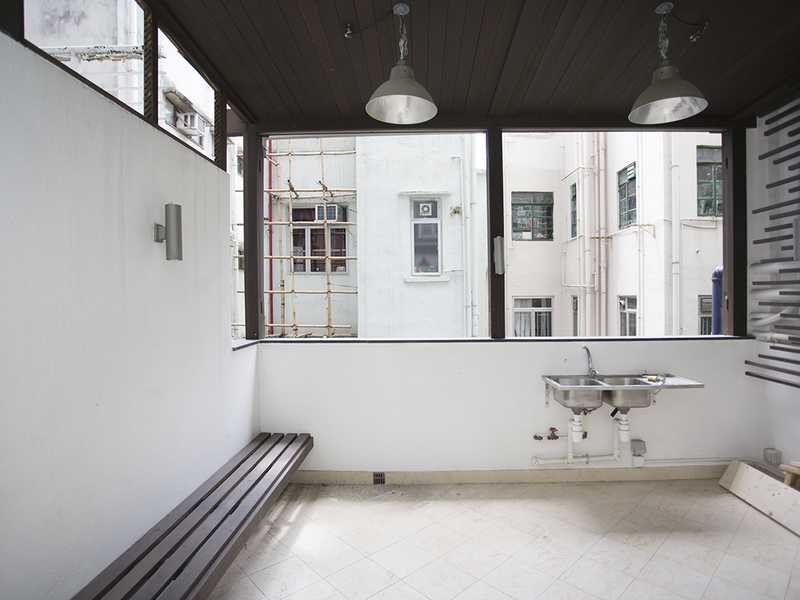photo 10 — Beaufort House, Soho