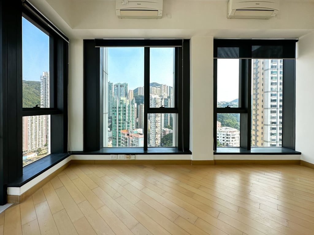 photo 6 — Warrenwoods, Tai Hang