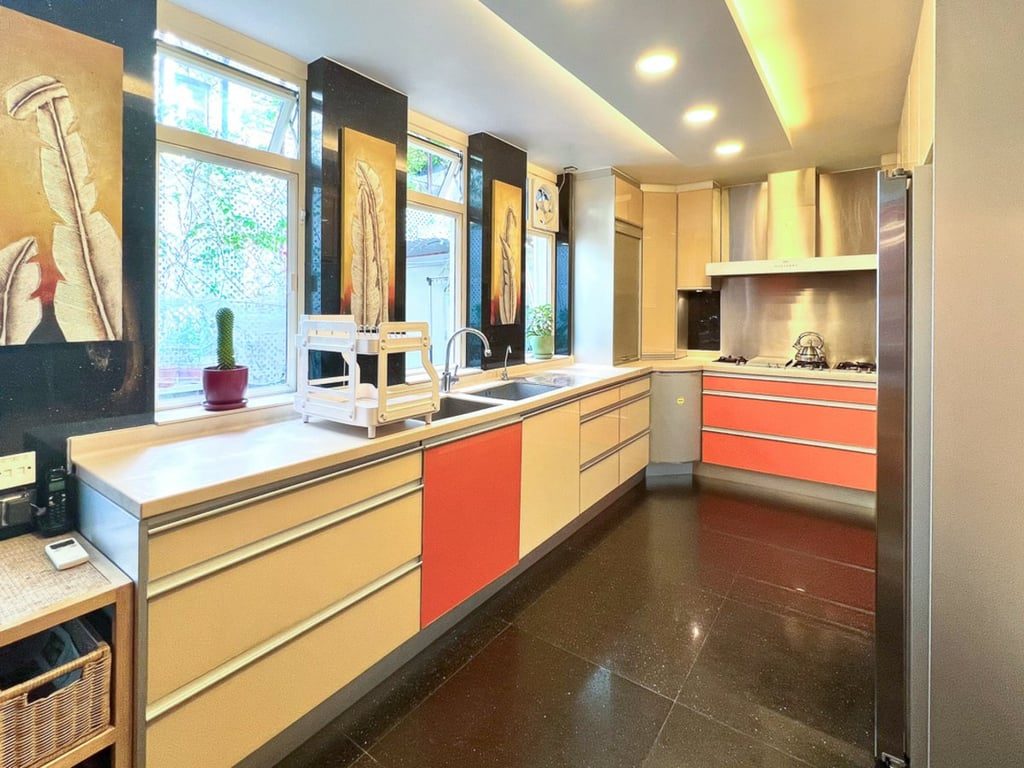 photo 10 — Casa Pino, Kowloon Tong