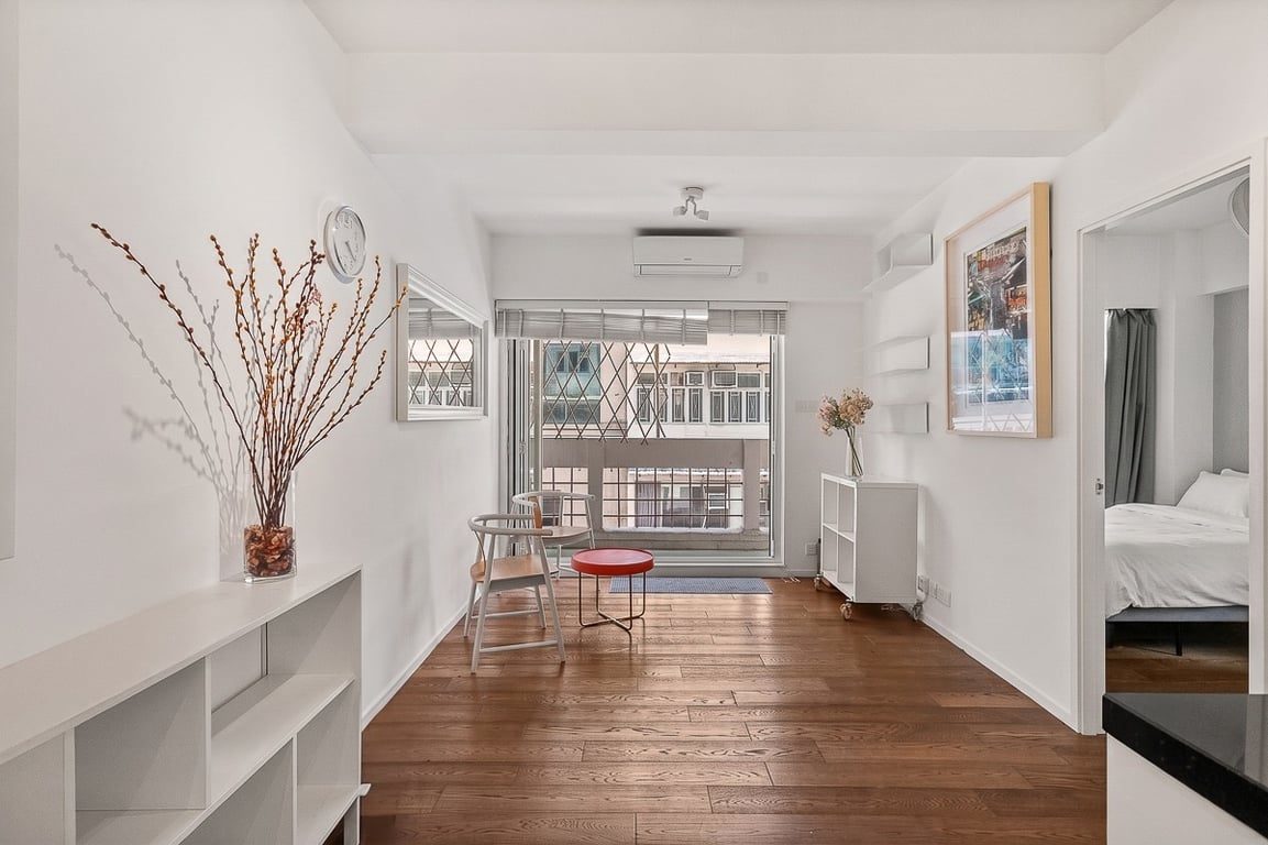 photo 2 — Lyndhurst Building, Soho