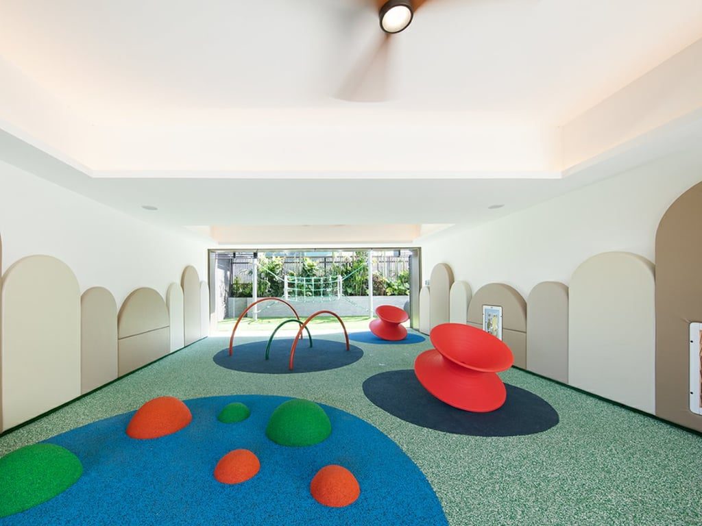 photo 16 — Victoria Coast, Pok Fu Lam