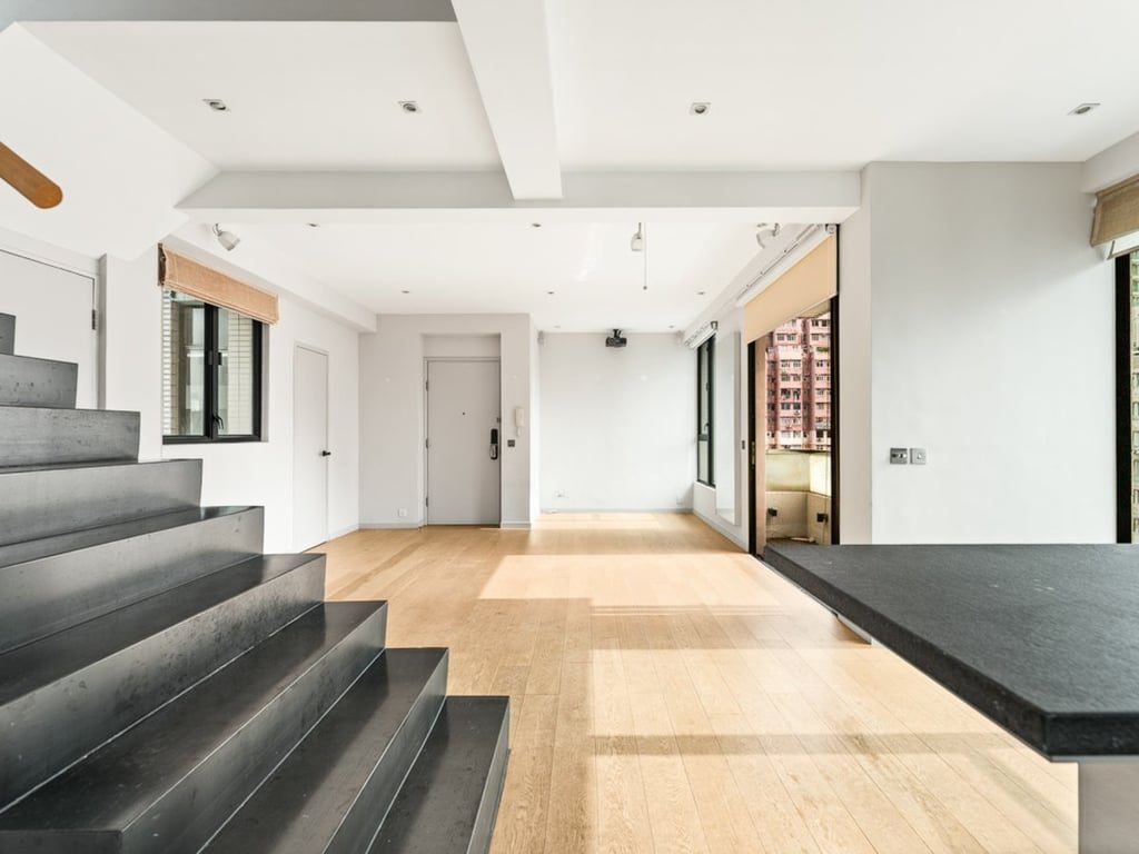 photo 14 — Elite Court, Sai Ying Pun