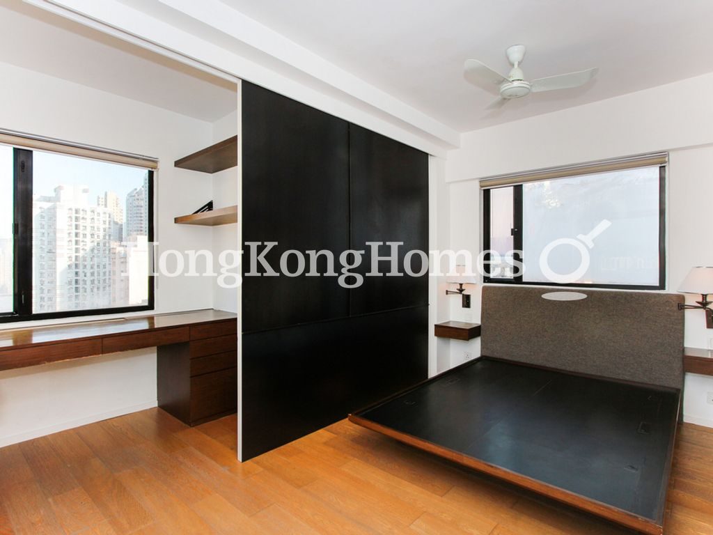 Ensuite Bathroom — Goodwill Garden, Sai Ying Pun