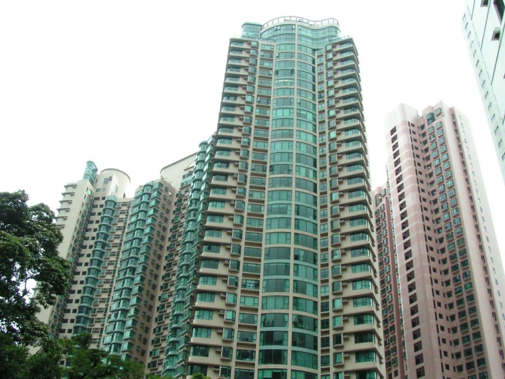 photo 6 — Hillsborough Court Twr 4, Mid Levels Central