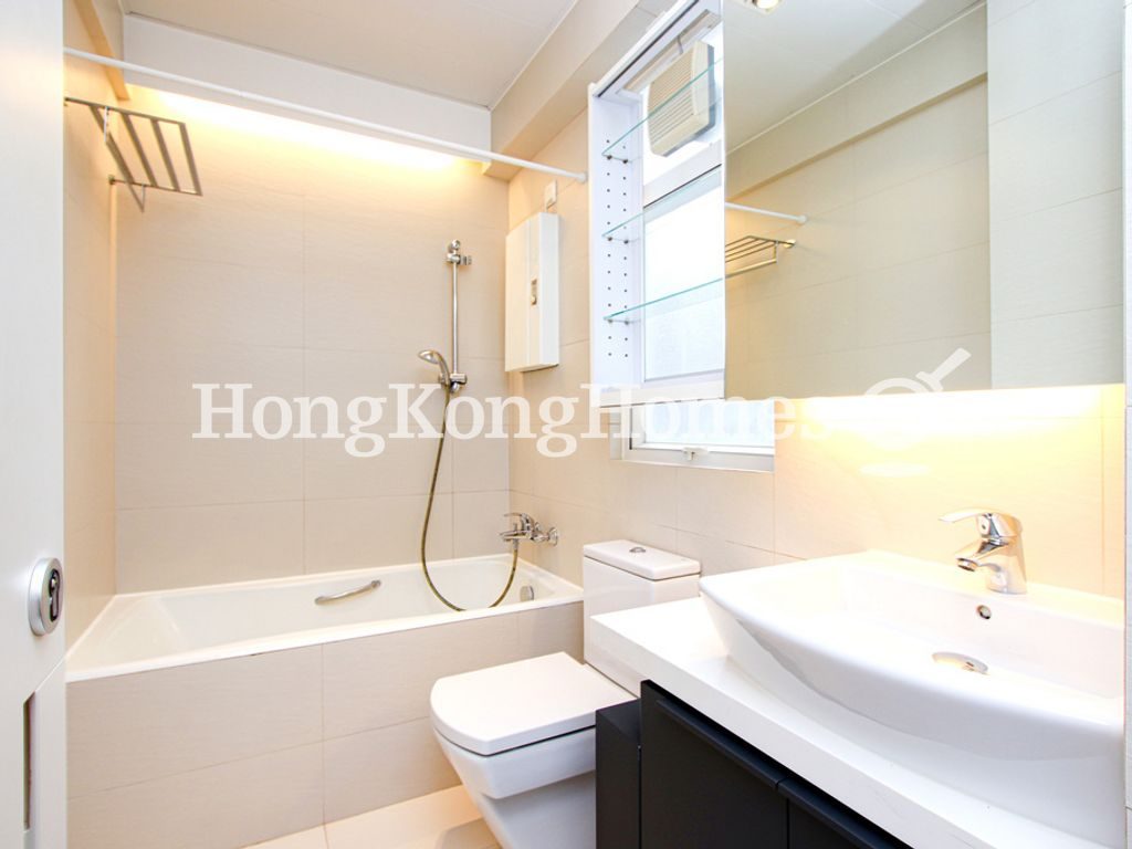 Master Bathroom — Grand Court, Happy Valley