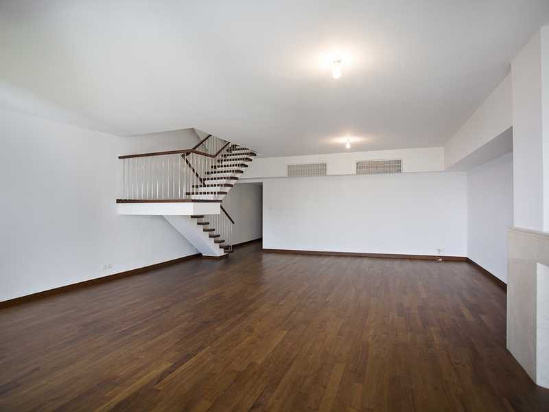 photo 6 — 5 Headland Road, South Bay