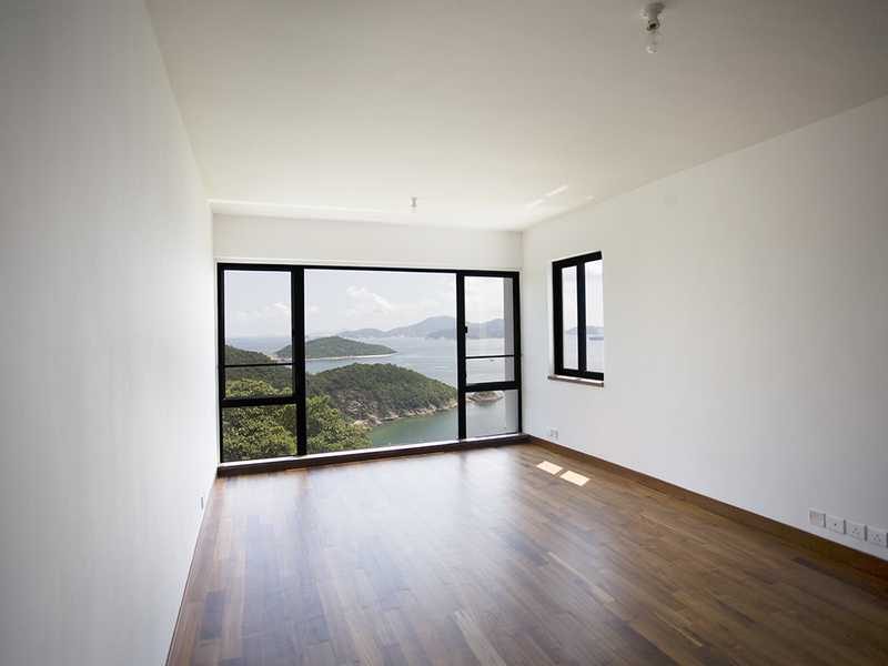 photo 8 — 5 Headland Road, South Bay