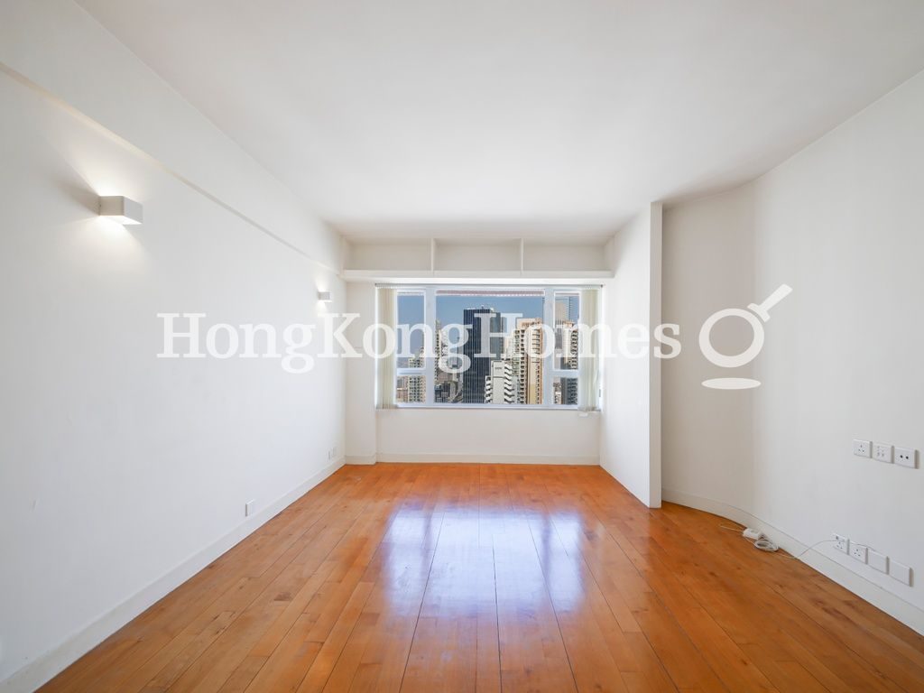 Living and Dining Room — Grandview Tower - Block B, Mid-levels East